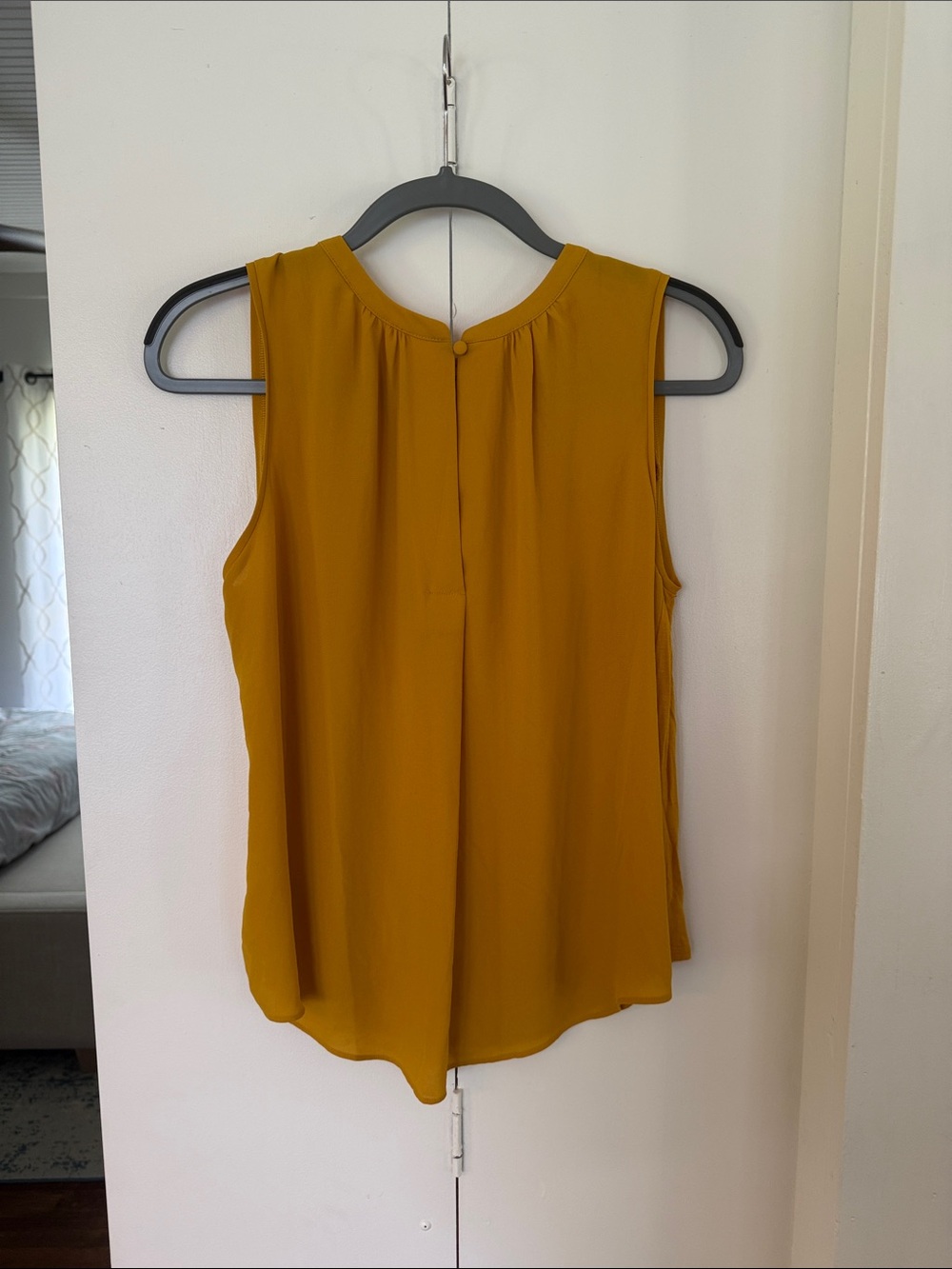 LOFT Mustard Yellow Sleeveless Keyhole Back Shell Top